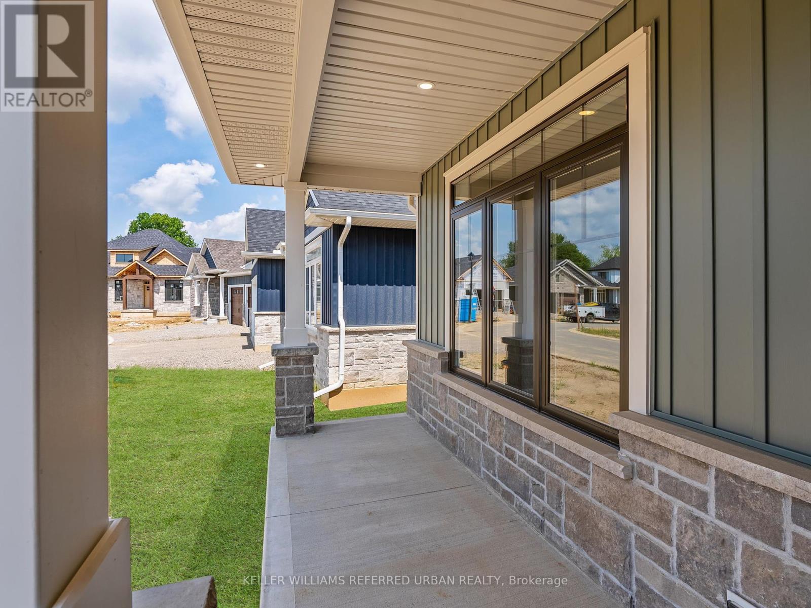 Property at 7 - 68 CEDAR STREET image 3