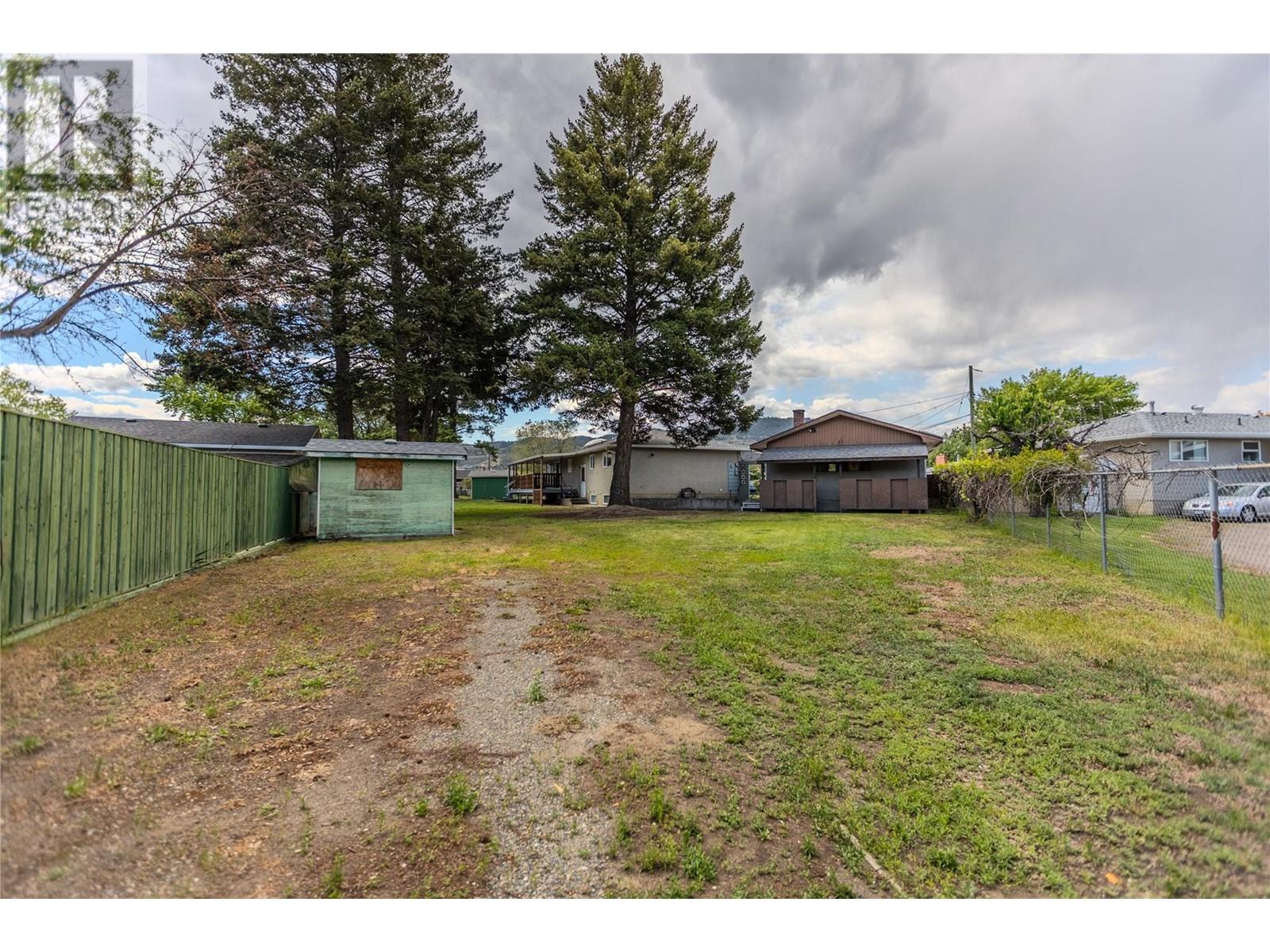 918 Kirkland Place, Kamloops, BC V2B3Y6