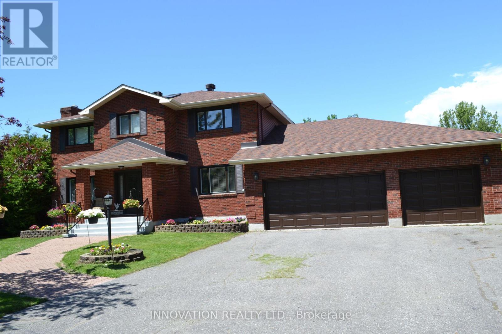 7 GRIERSON LANE, Ottawa, Ontario