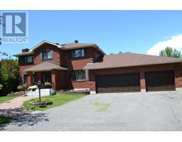 7 GRIERSON LANE, Ottawa, Ontario