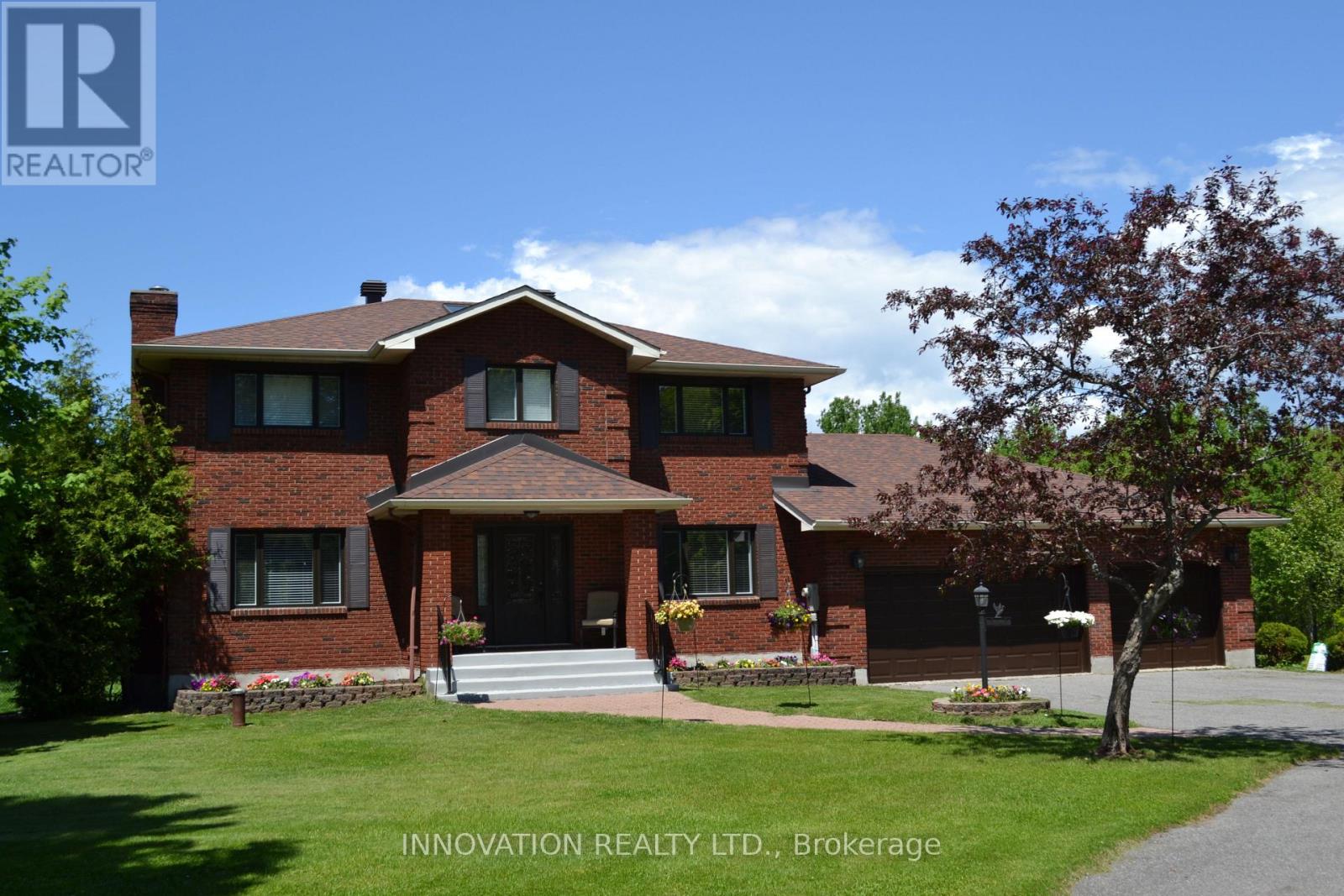 7 Grierson Lane, Ottawa, Ontario  K2W 1A6 - Photo 31 - X12108889