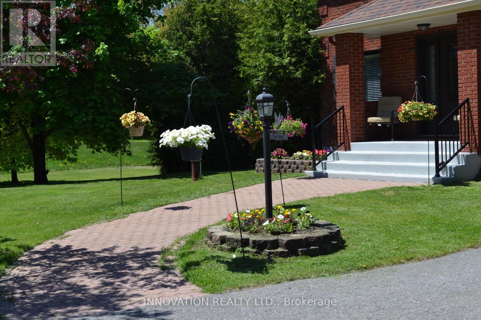7 Grierson Lane, Ottawa, Ontario  K2W 1A6 - Photo 32 - X12108889