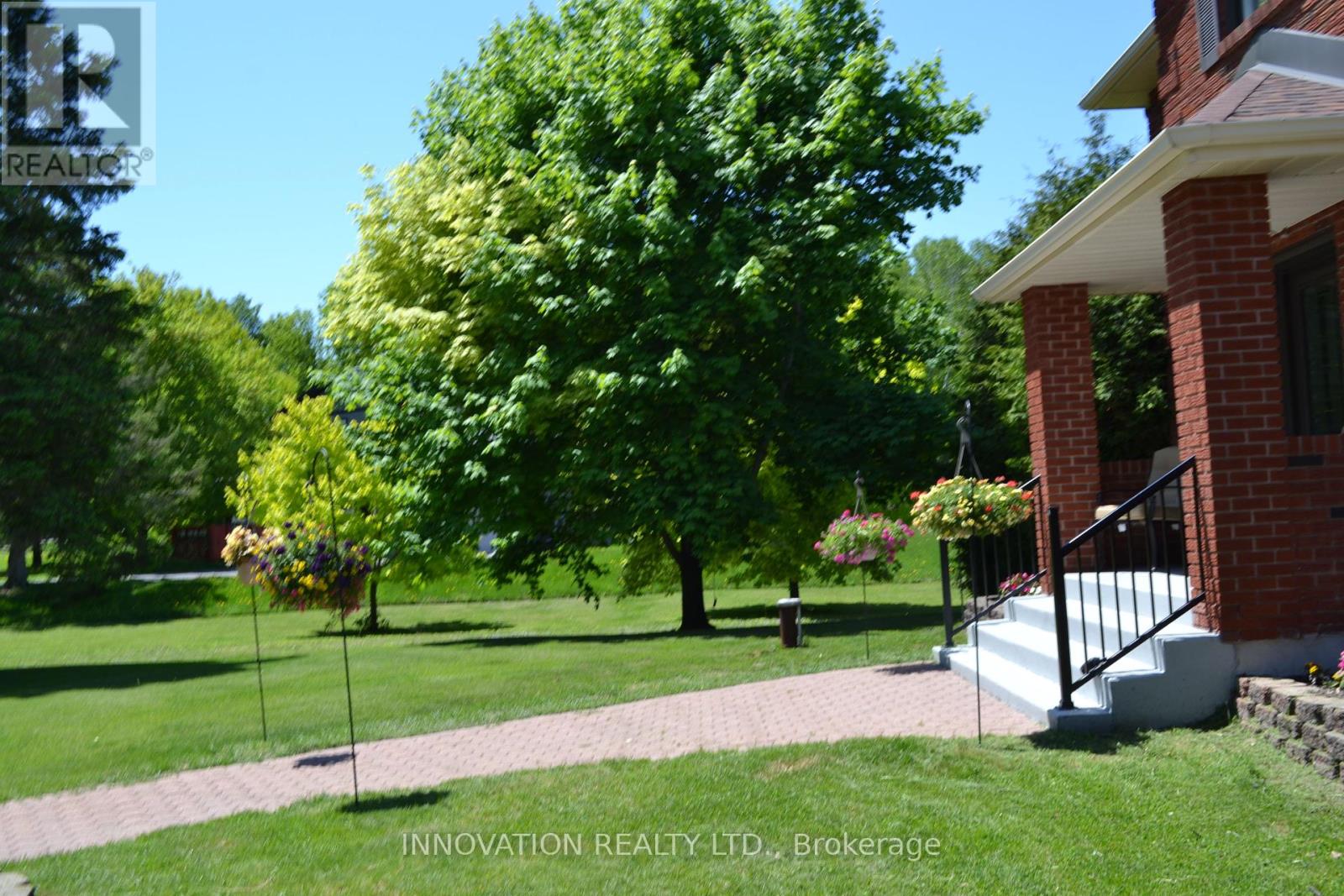 7 Grierson Lane, Ottawa, Ontario  K2W 1A6 - Photo 42 - X12108889