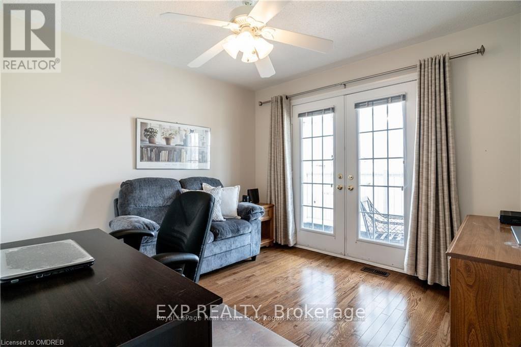 1333 Kestell Boulevard, Oakville, Ontario  L6H 0C8 - Photo 13 - W12175050