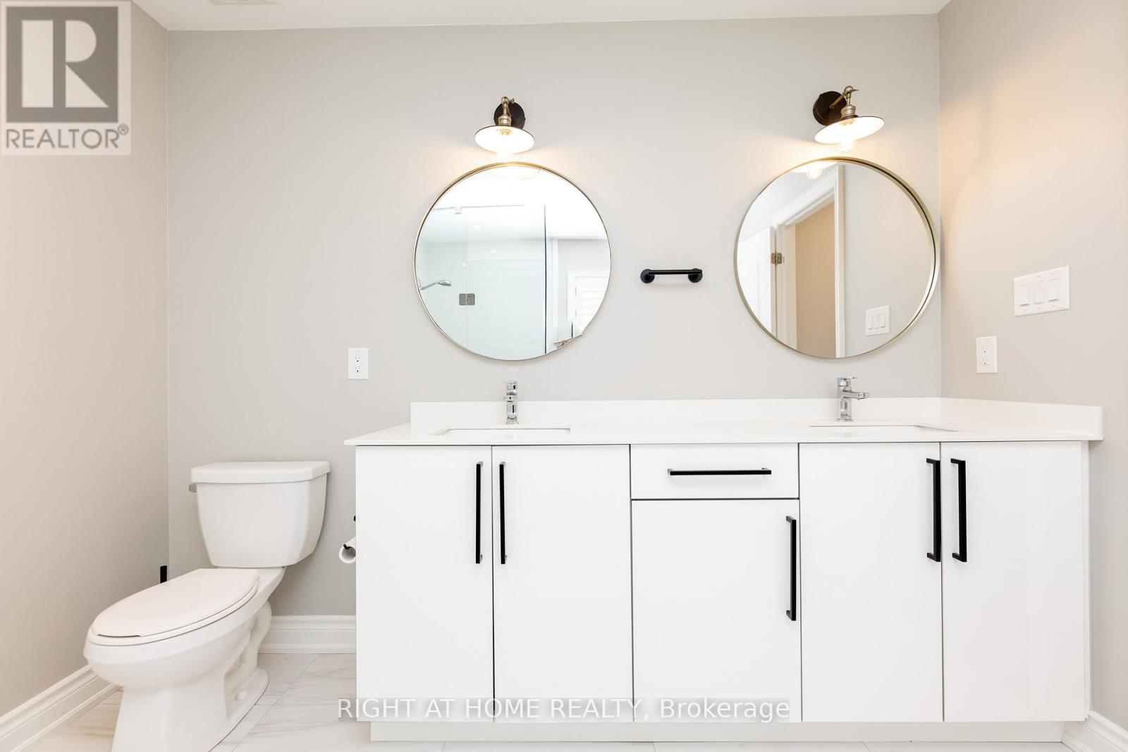 1235 Mcphedran Point, Milton, Ontario  L9E 1J8 - Photo 27 - W12175061