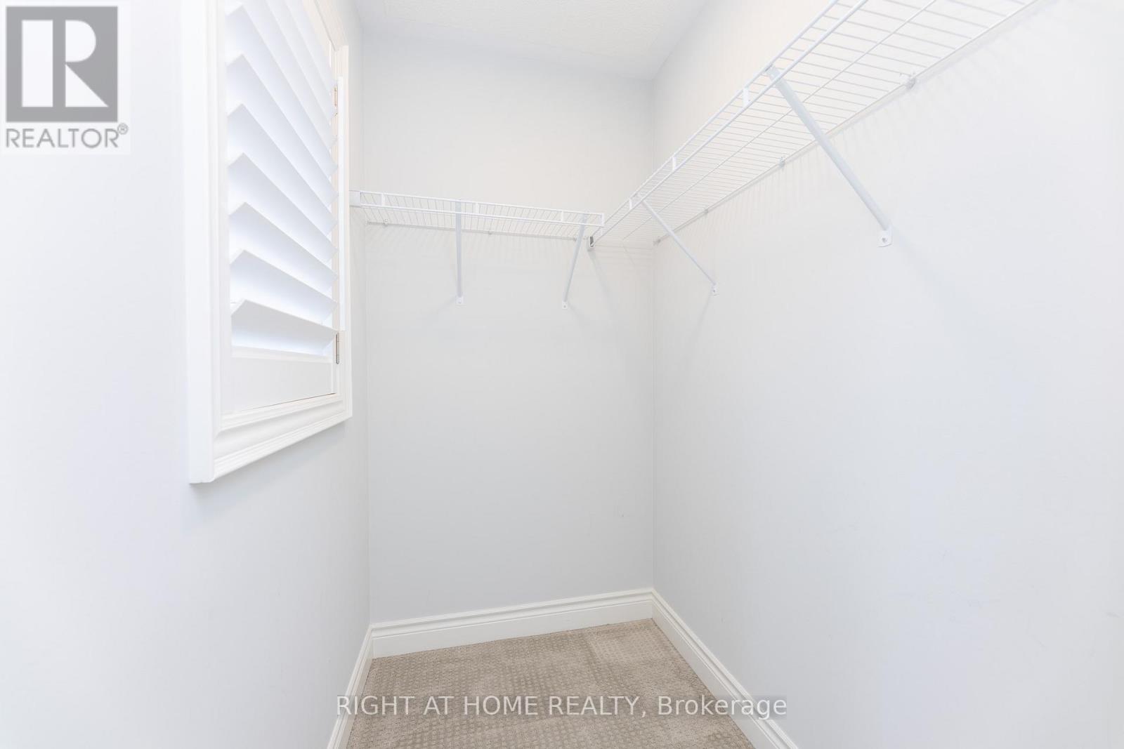 1235 Mcphedran Point, Milton, Ontario  L9E 1J8 - Photo 39 - W12175061