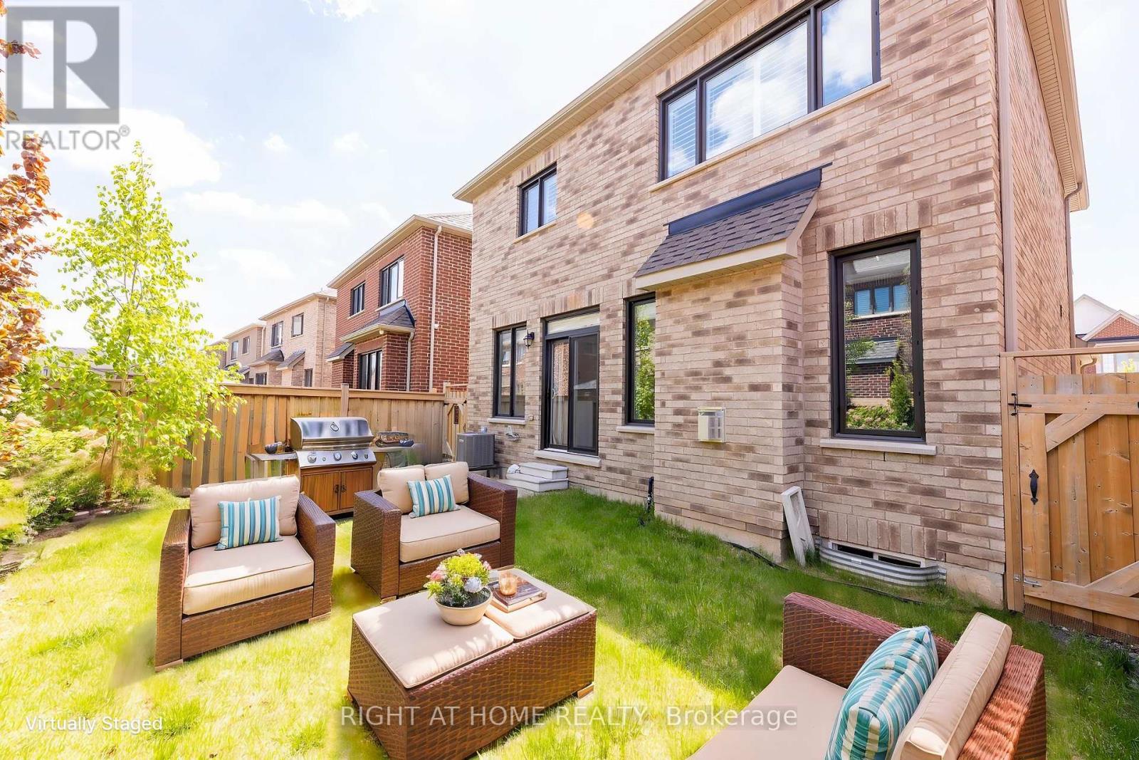 1235 Mcphedran Point, Milton, Ontario  L9E 1J8 - Photo 48 - W12175061