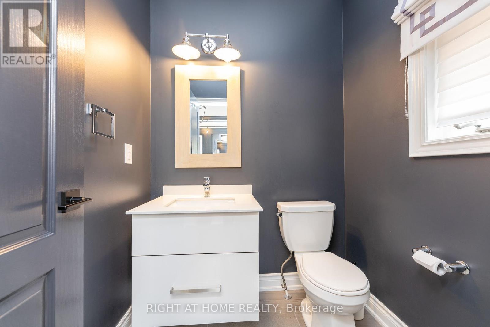 1235 Mcphedran Point, Milton, Ontario  L9E 1J8 - Photo 5 - W12175061