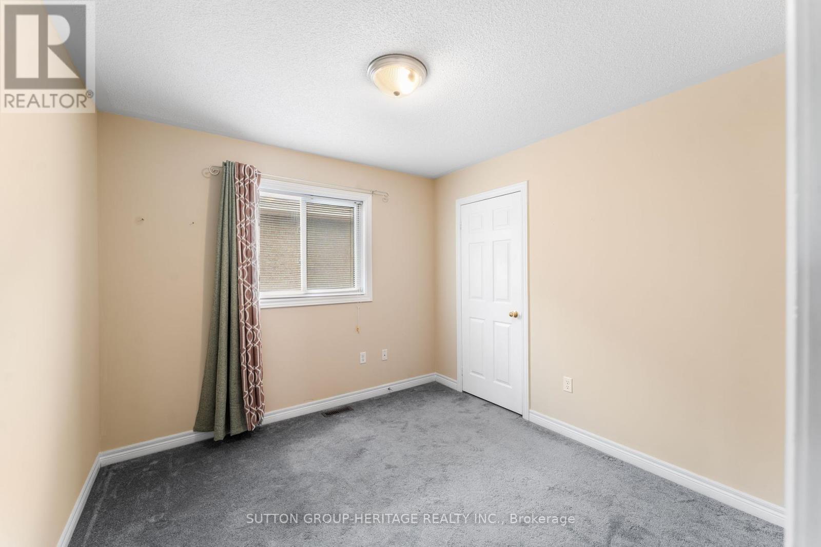 34 Ball Crescent, Whitby, Ontario  L1P 1W6 - Photo 27 - E12170911