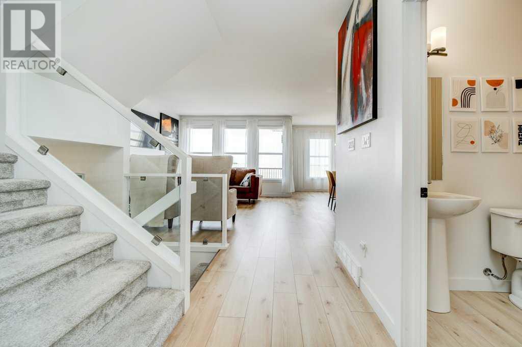 Property at 1170 Pacific Circle W image 4