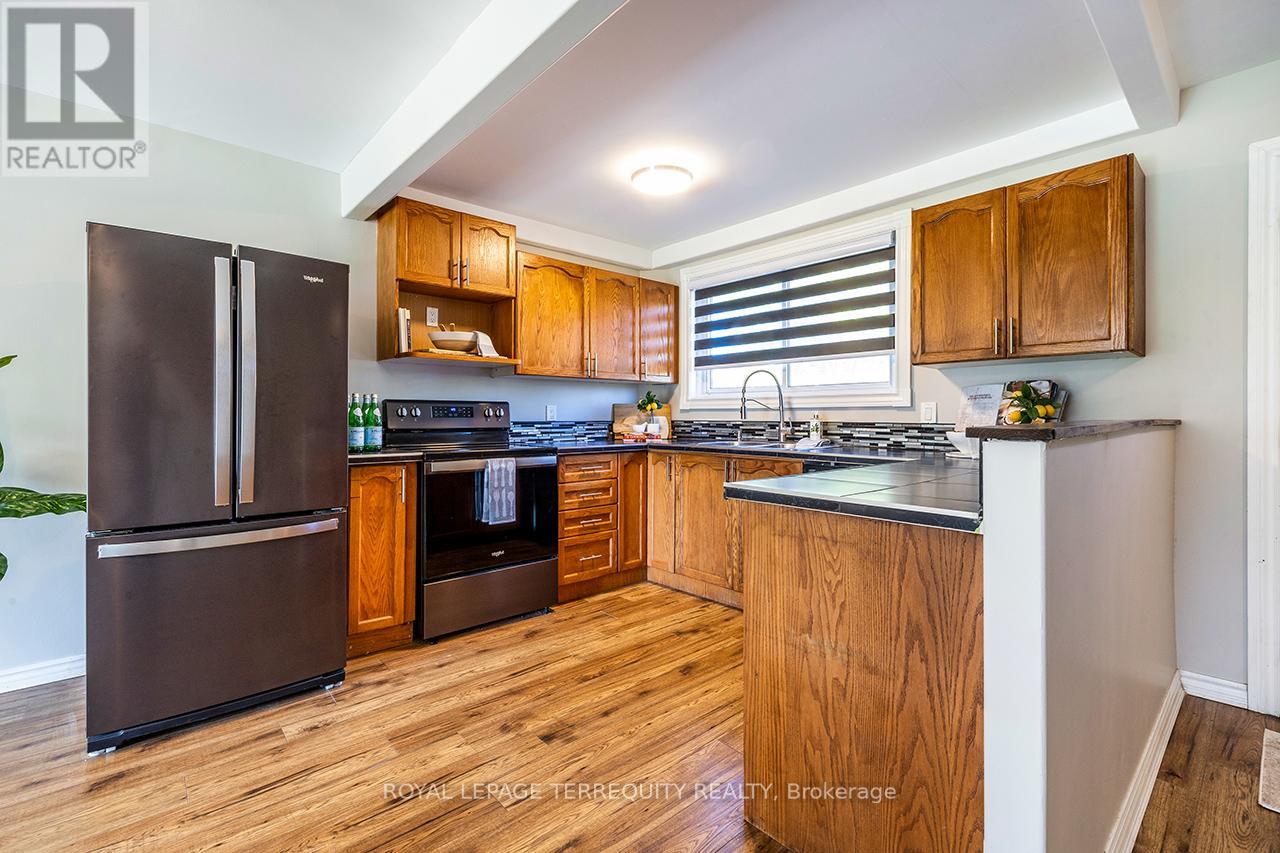 A4 - 400 Westwood Drive, Cobourg, Ontario  K9A 2B6 - Photo 3 - X12175069