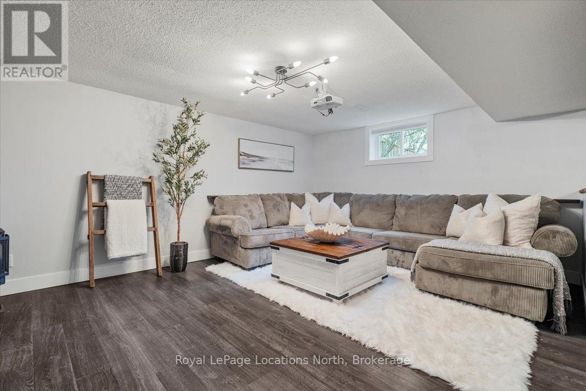 201 Beech Street, Clearview, Ontario L0M 1S0 - Photo 21 - S12175102