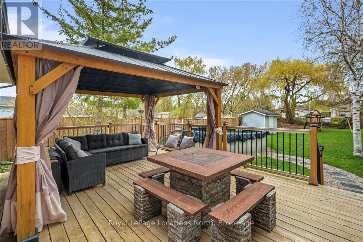 201 Beech Street, Clearview, Ontario L0M 1S0 - Photo 28 - S12175102