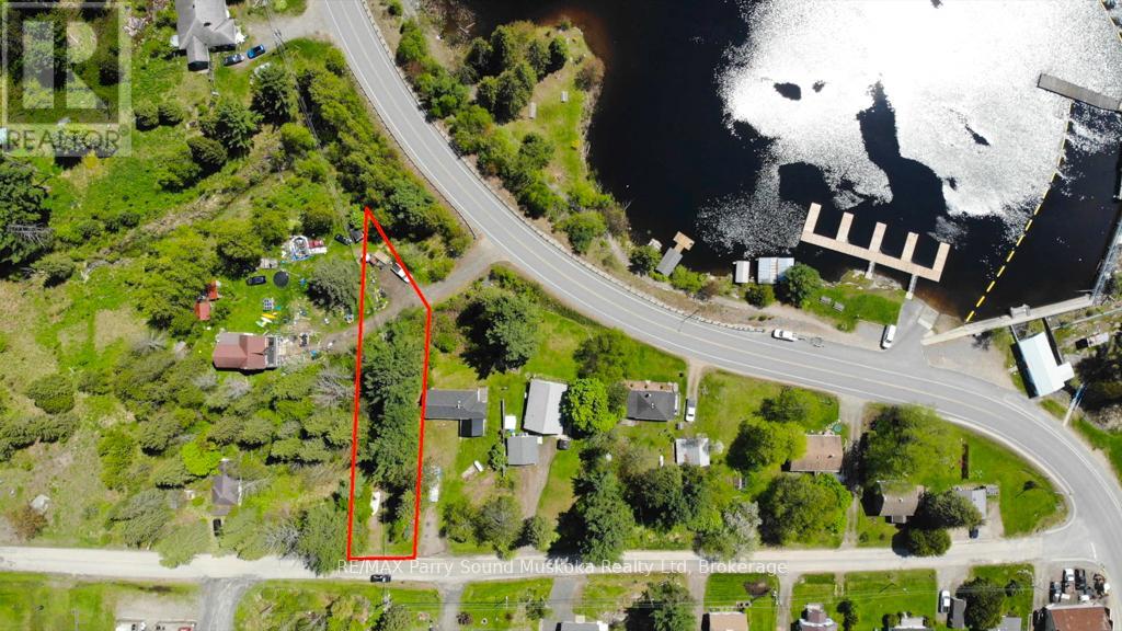 51 Biddy Street, Magnetawan, Ontario  P0A 1P0 - Photo 3 - X12175118