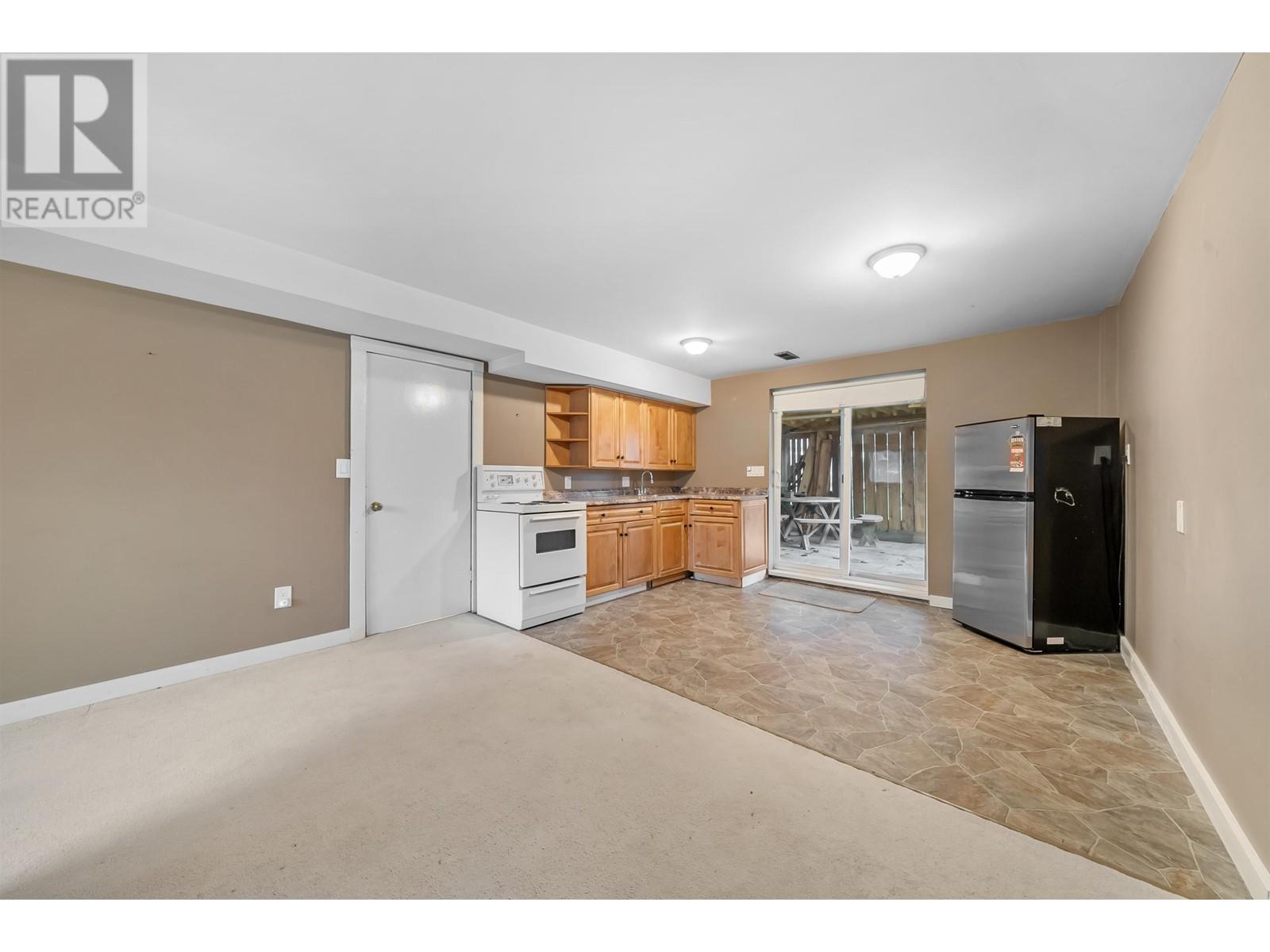 3745 Cedar Drive, Port Coquitlam, British Columbia  V3B 3E1 - Photo 20 - R2991566