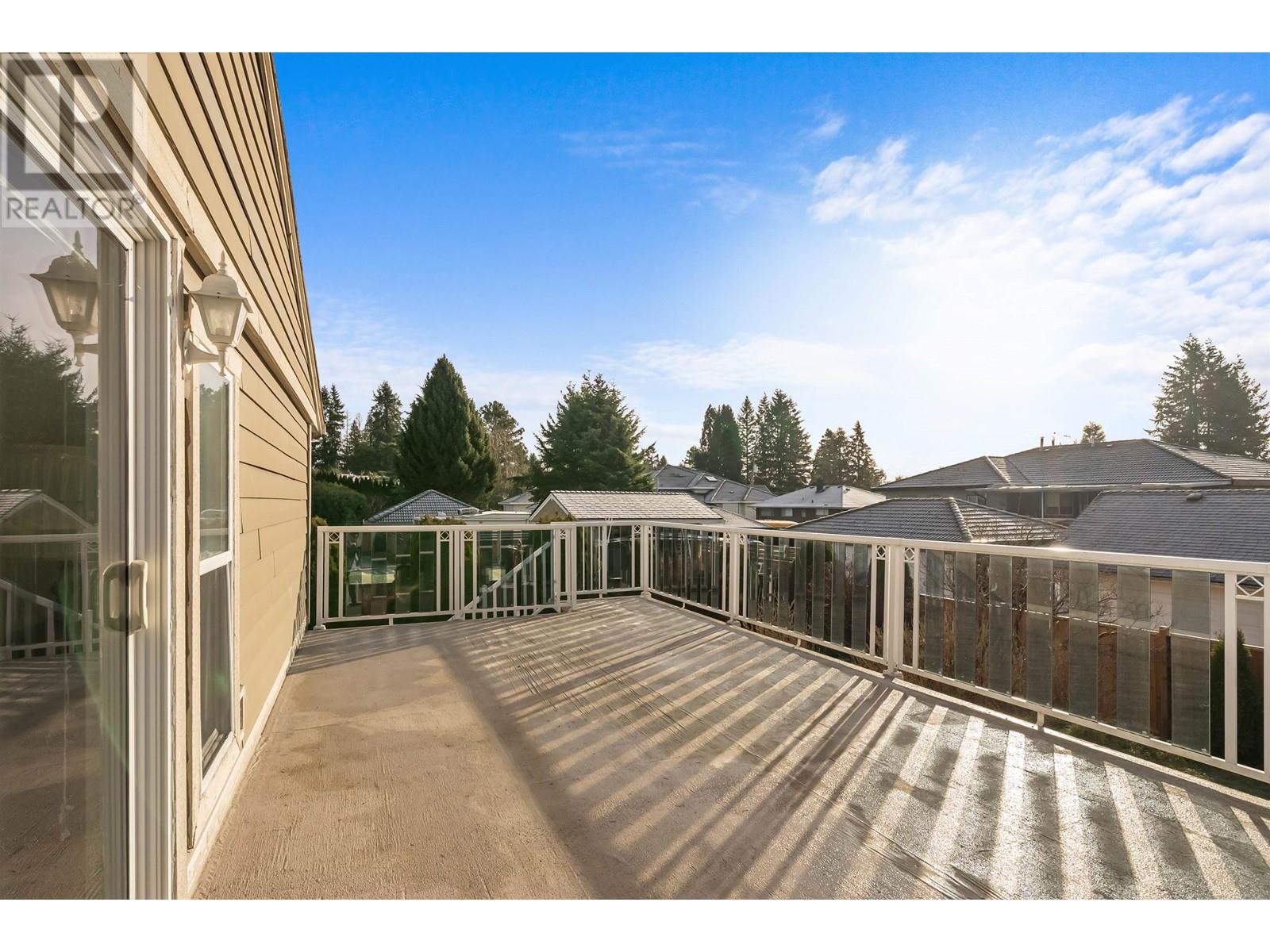 551 Poirier Street, Coquitlam, British Columbia  V3J 6A6 - Photo 32 - R2988328