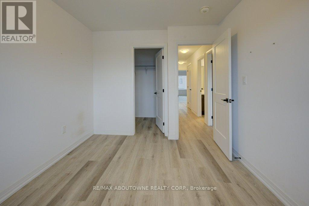 6 - 461 Blackburn Drive, Brantford, Ontario  N3T 0W9 - Photo 30 - X12085957