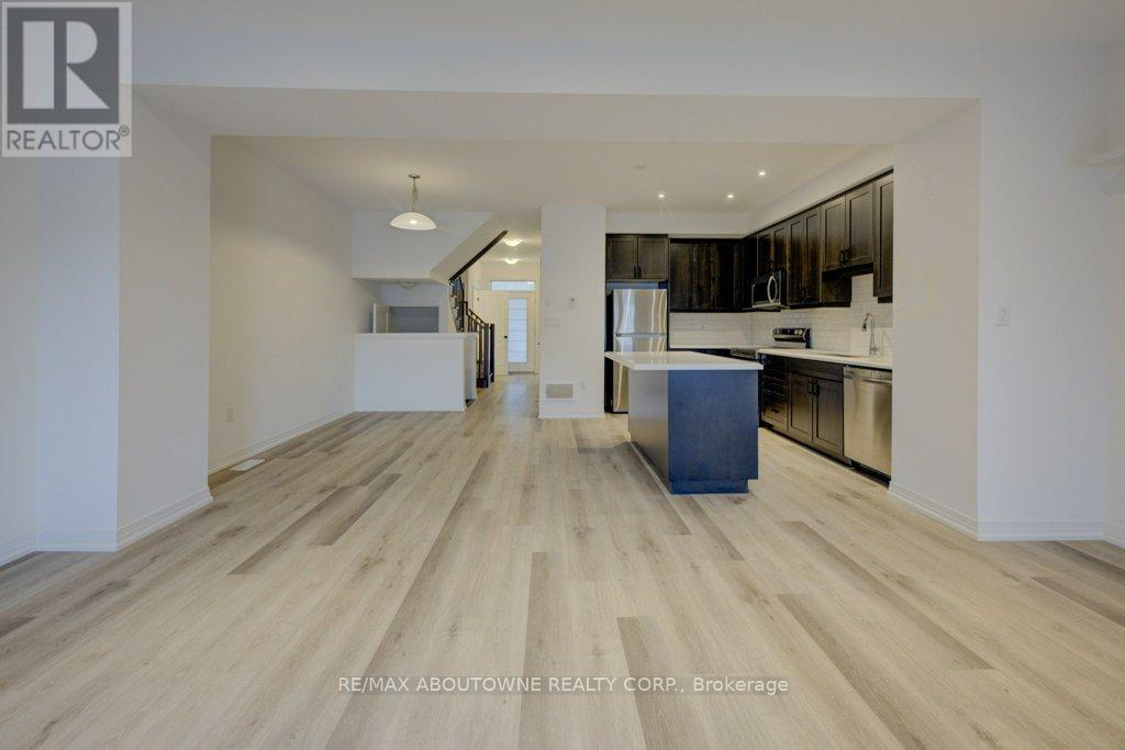 6 - 461 Blackburn Drive, Brantford, Ontario  N3T 0W9 - Photo 16 - X12085957