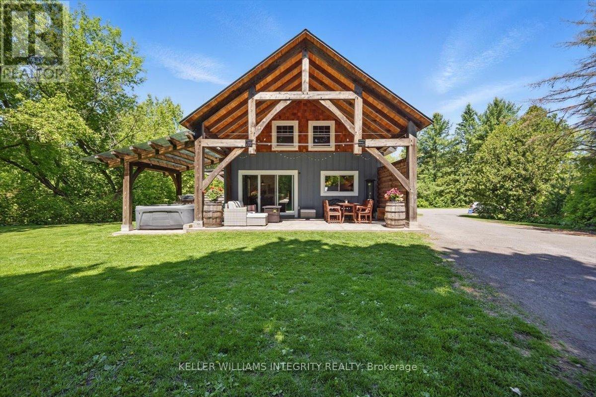 130 Du Comte Street, Alfred And Plantagenet, Ontario  K0B 1L0 - Photo 33 - X12175152