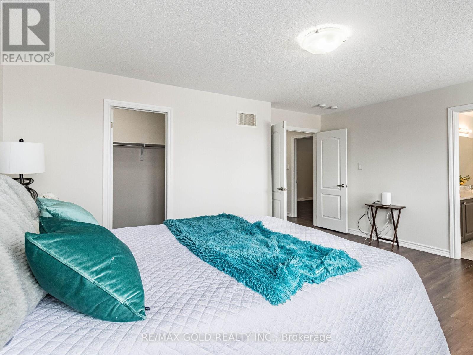 78 Roulette Crescent, Brampton, Ontario  L7A 4R6 - Photo 22 - W12060879