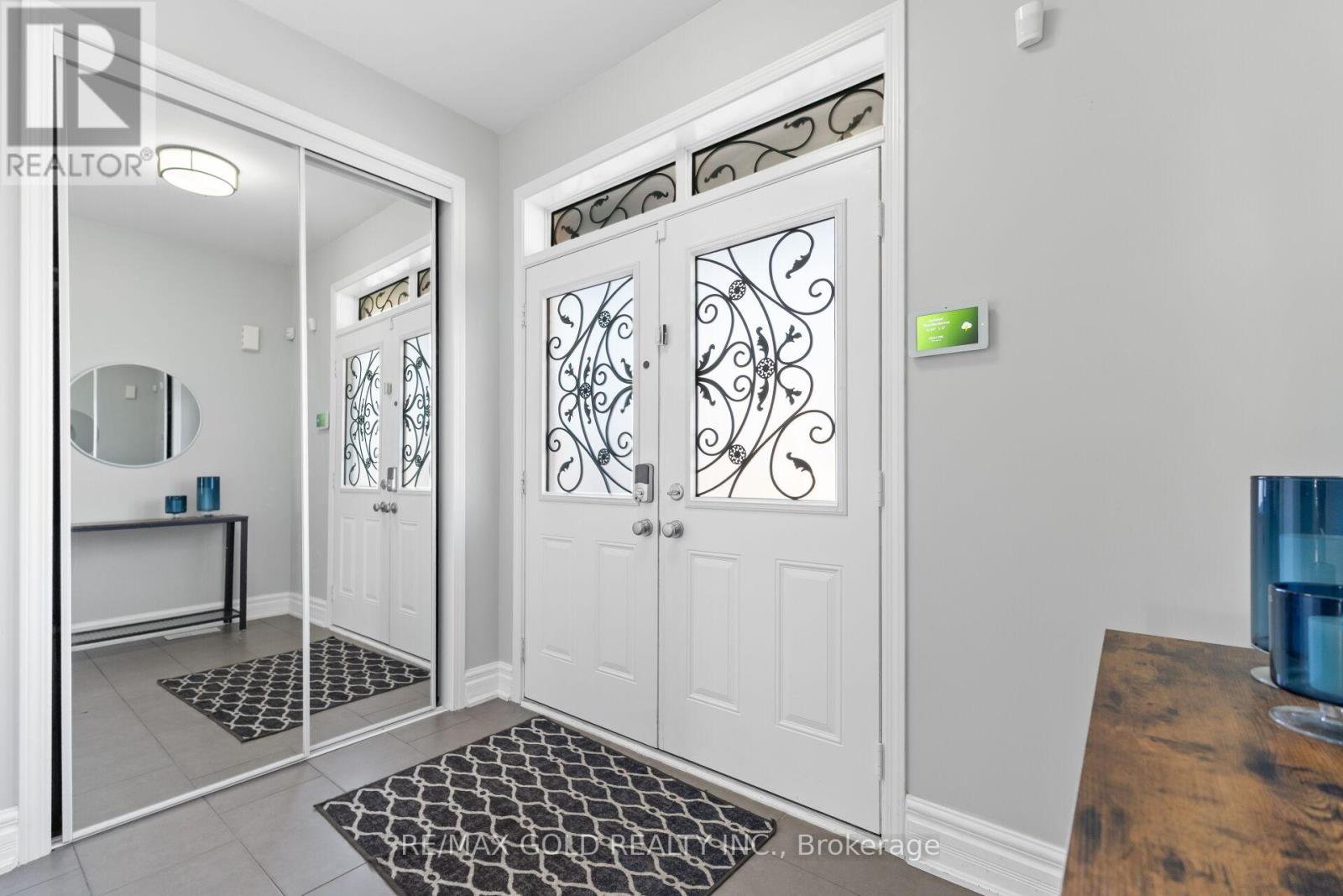 Property at 172 TYSONVILLE CIRCLE image 4