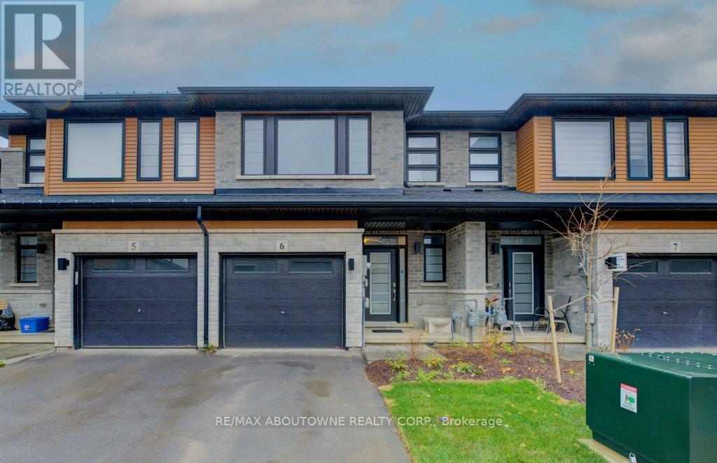 6 - 461 Blackburn Drive, Brantford, Ontario  N3T 0W9 - Photo 2 - X12085957