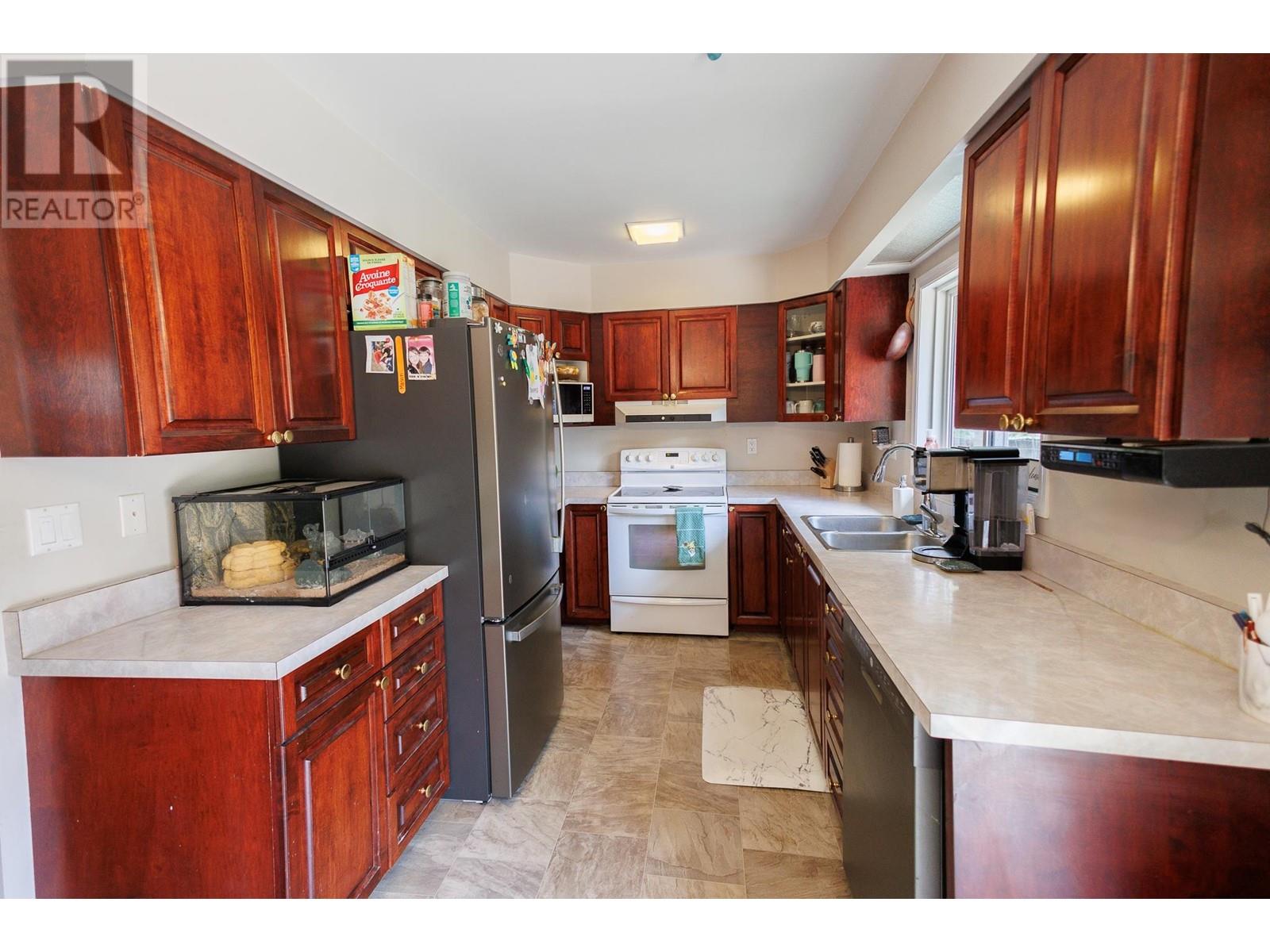 3287 Crescent Street, Terrace, British Columbia  V8G 3Z9 - Photo 4 - R3006786
