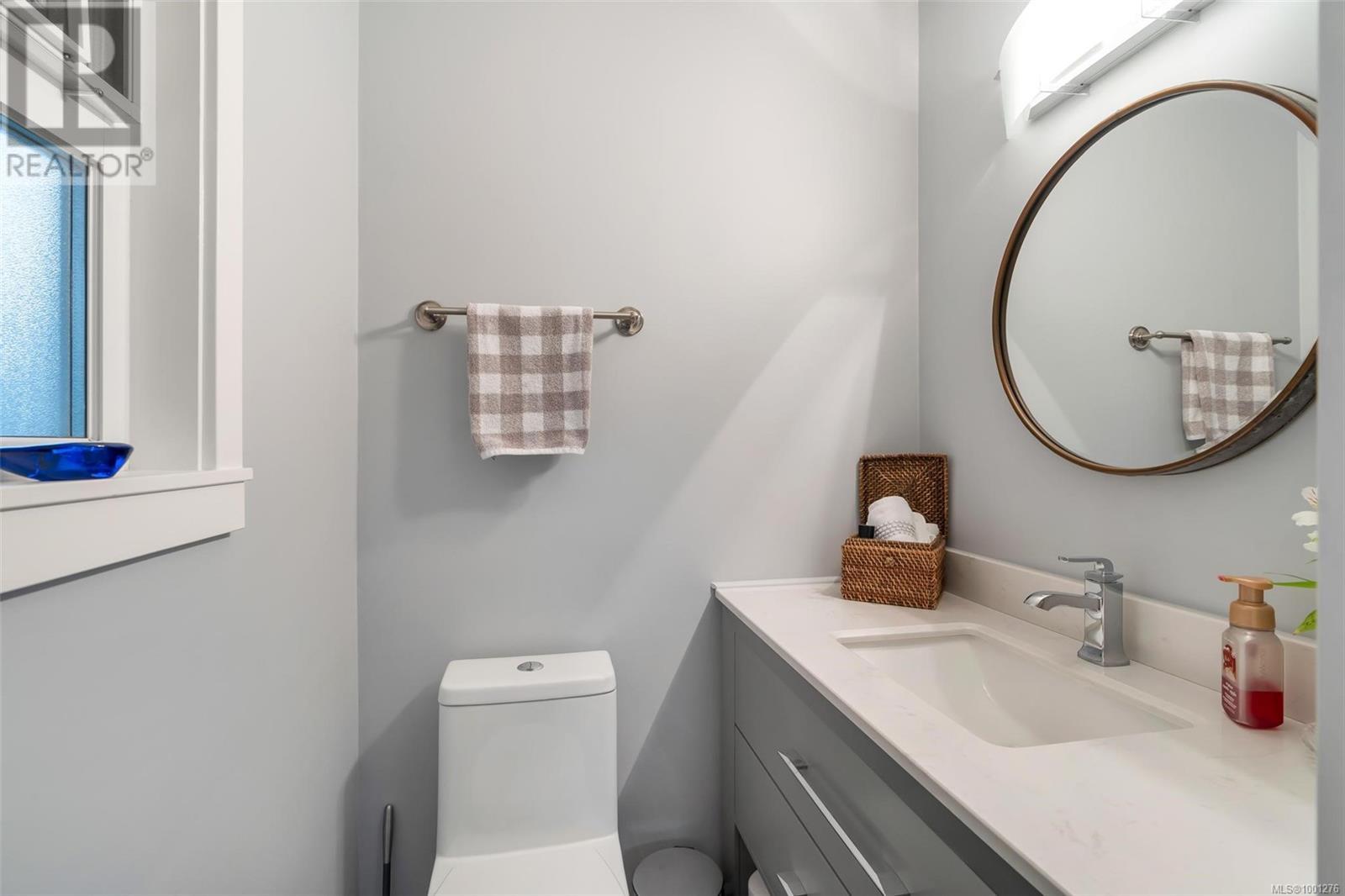 Property at 926 Grilse Lane image 5