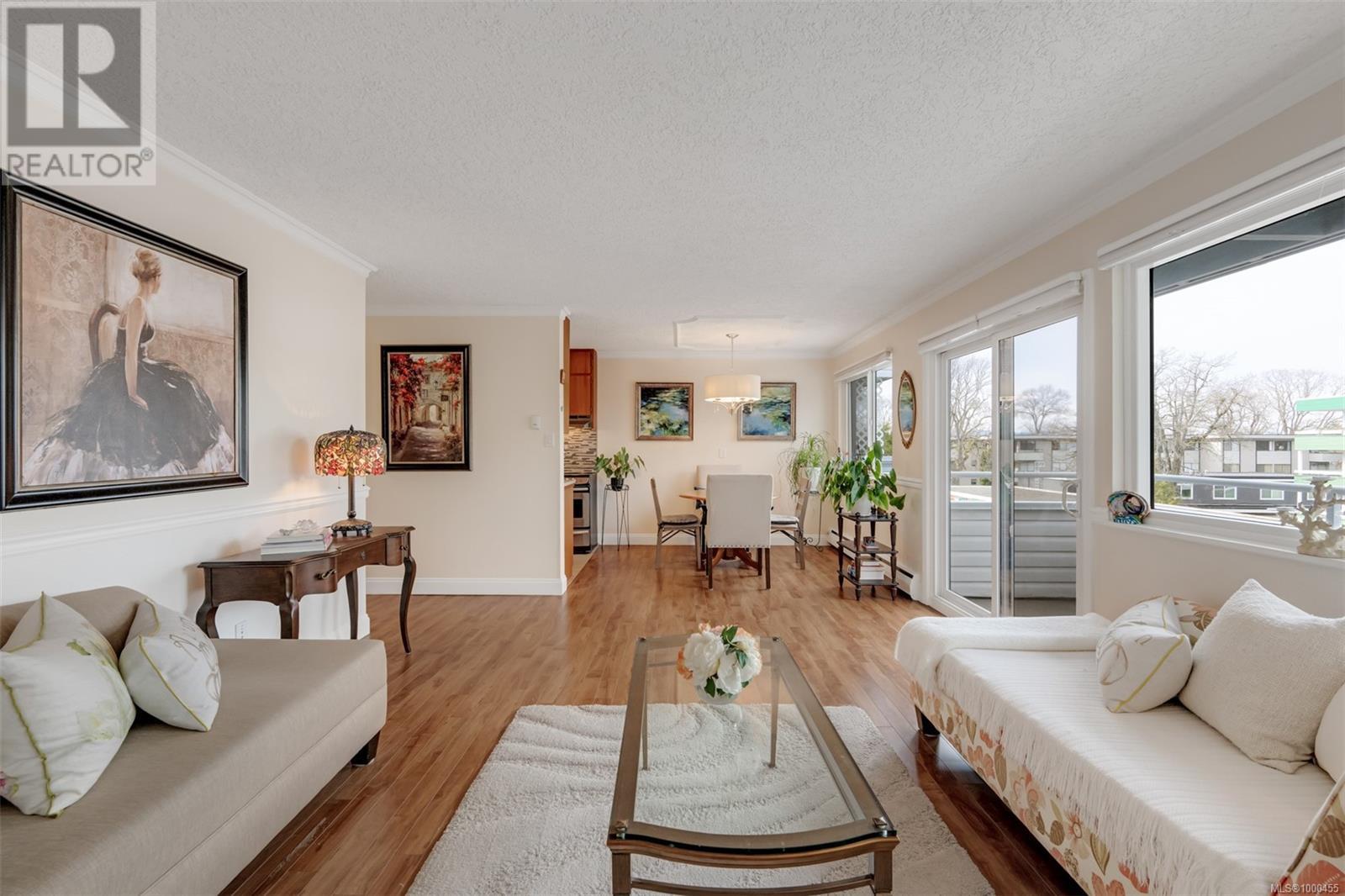 216 2100 Granite St, Oak Bay, British Columbia
