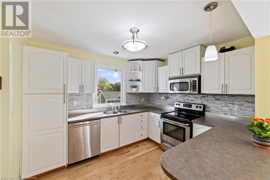 4528 Bennett Road, Burlington, Ontario  L7L 1Z2 - Photo 12 - 40733774