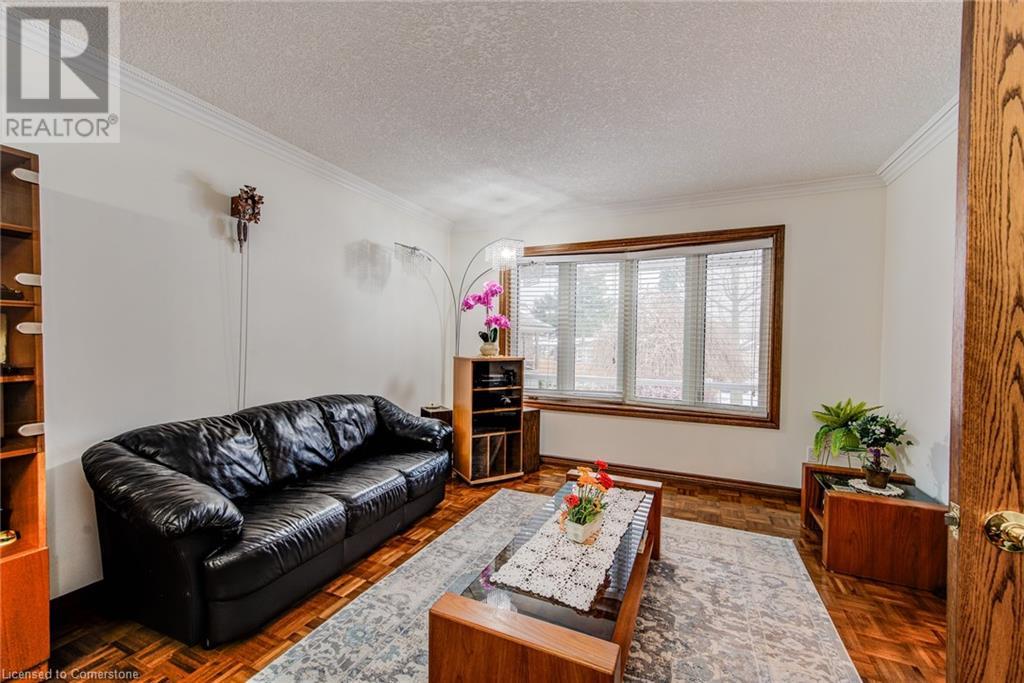 Property at 48 WAYNE Avenue image 5