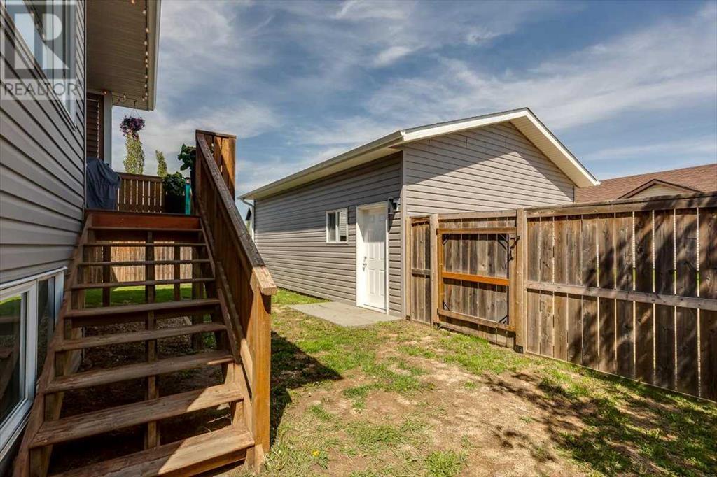5 Cyprus Road, Blackfalds, Alberta  T4M 0C5 - Photo 46 - A2224631