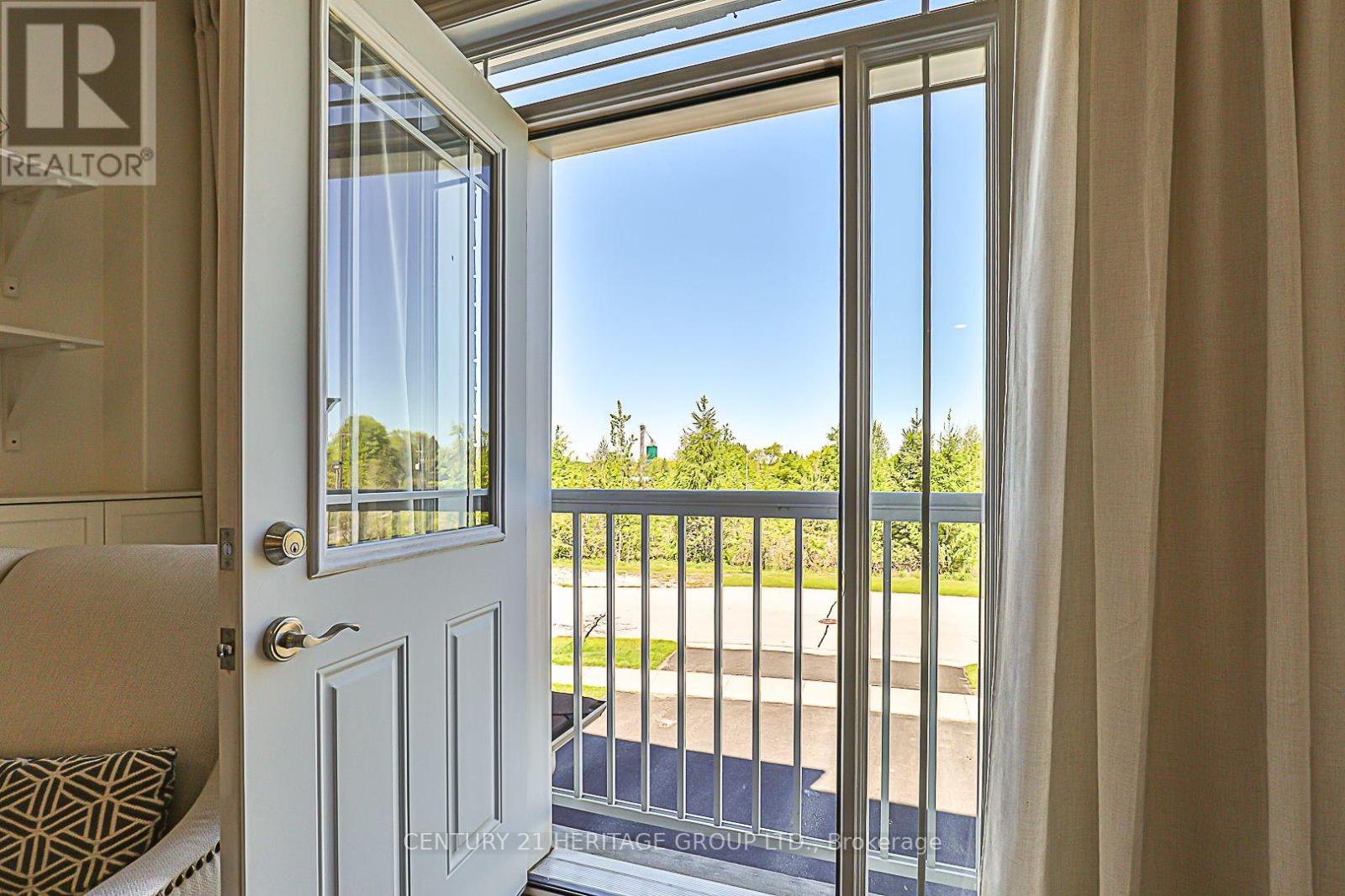 7 Arthur Case Crescent, East Gwillimbury, Ontario  L0G 1M0 - Photo 10 - N12175087