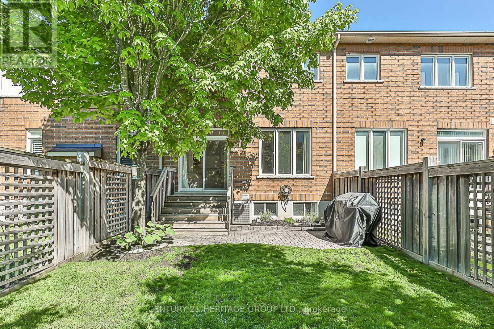 7 Arthur Case Crescent, East Gwillimbury, Ontario  L0G 1M0 - Photo 34 - N12175087