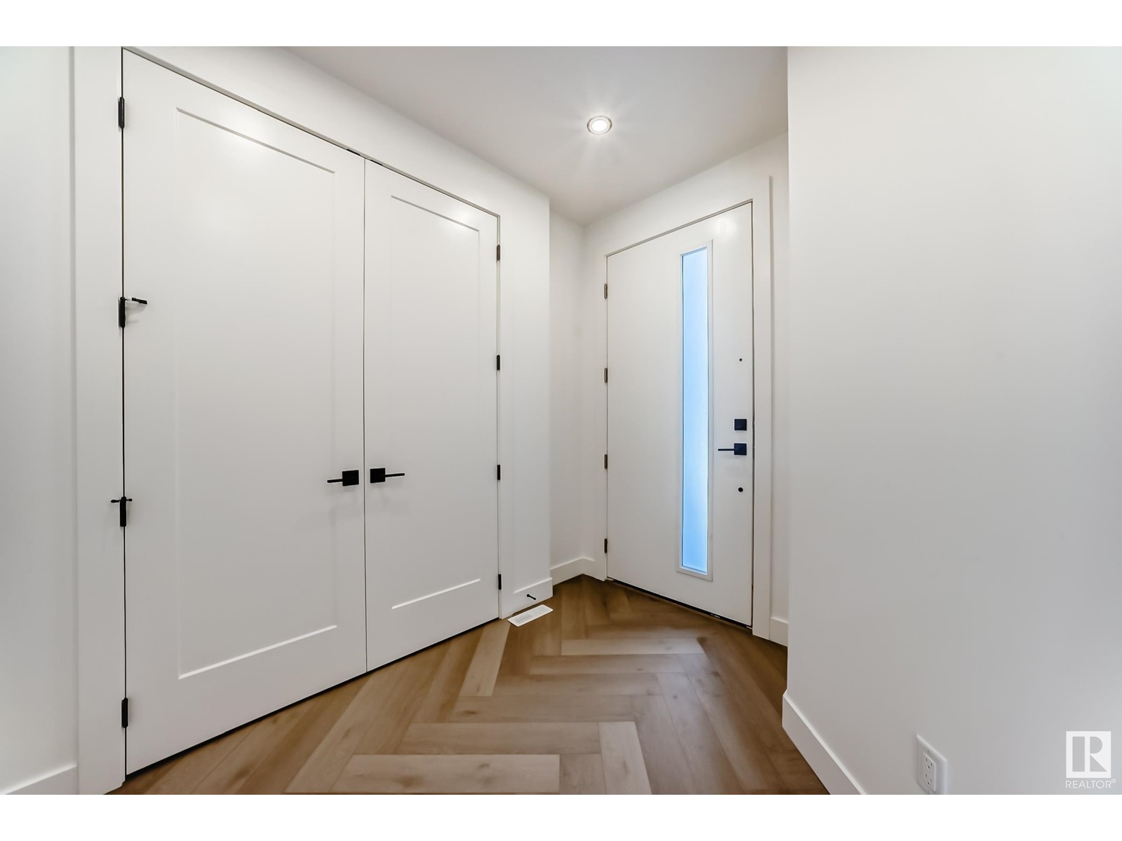 Property at 33 Cerbat CR image 4