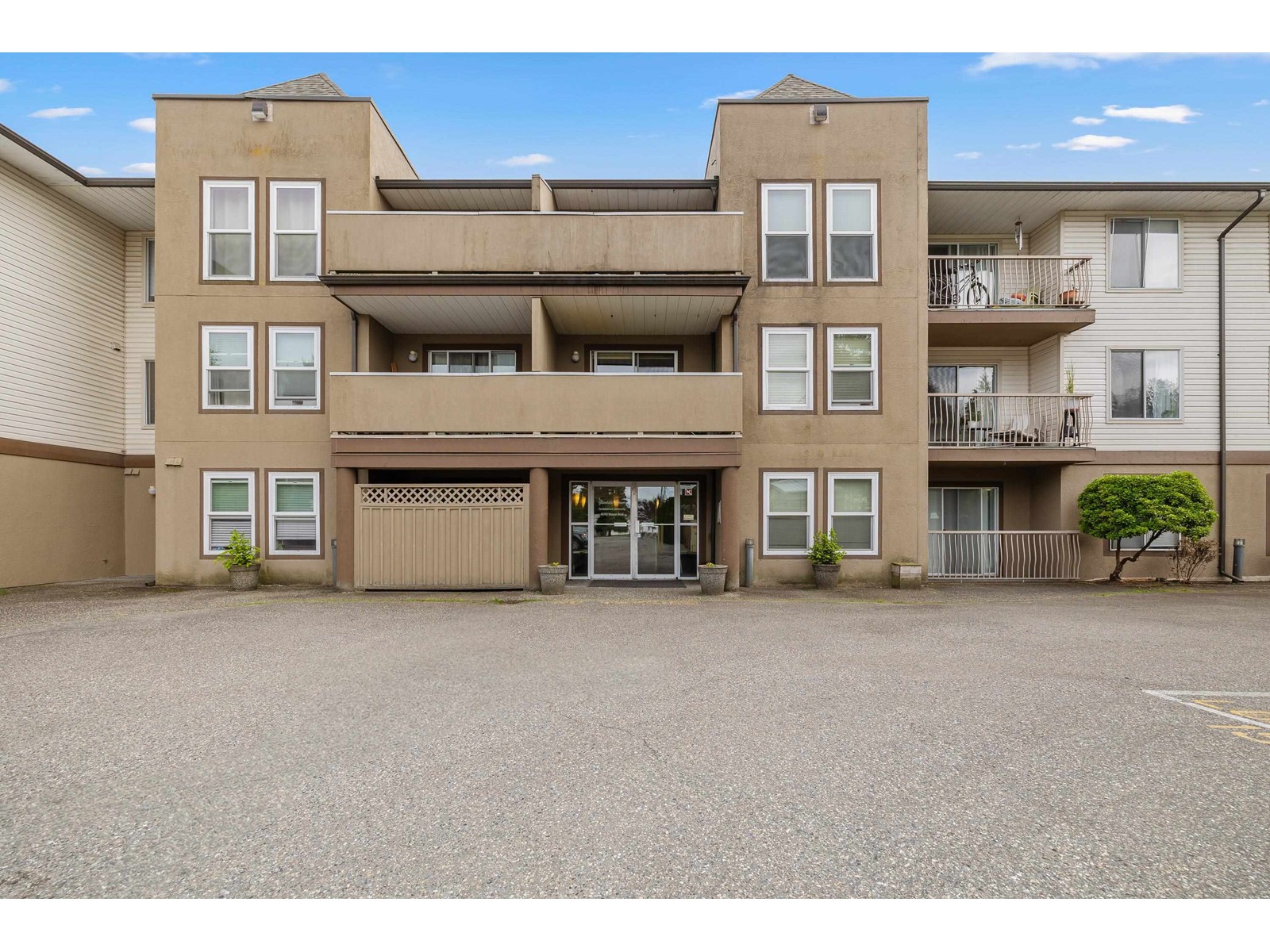 Property at 109 45702 WATSON ROAD image 1
