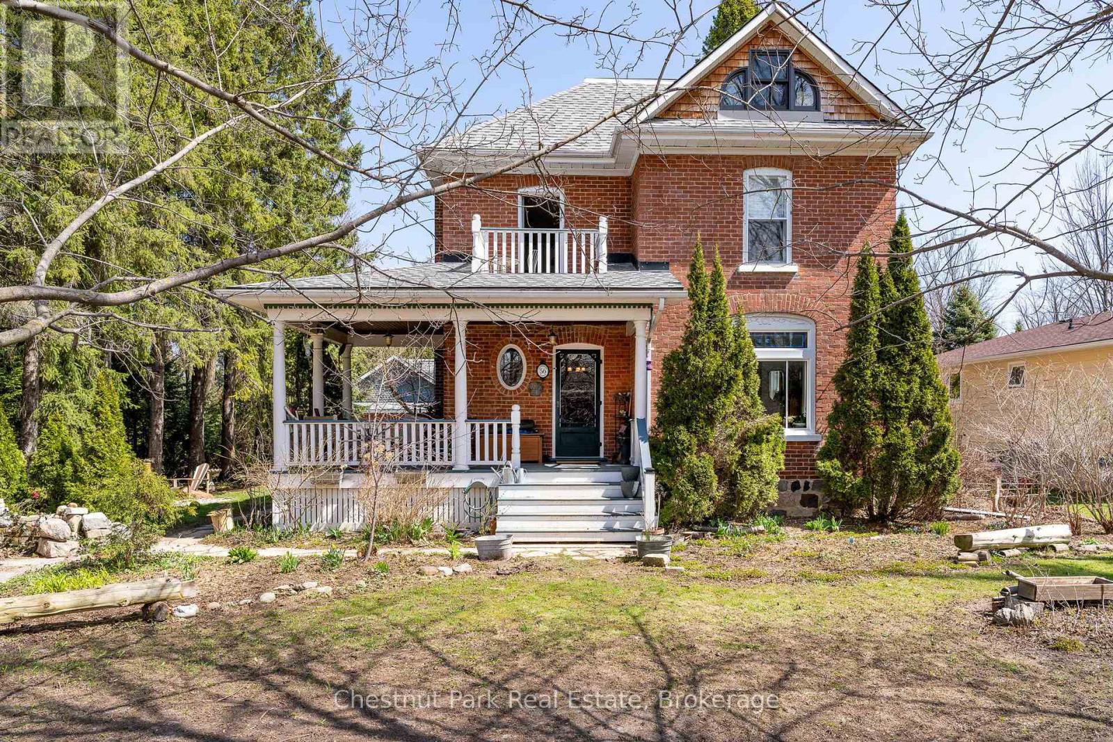 56 NAPIER STREET E, Blue Mountains, Ontario