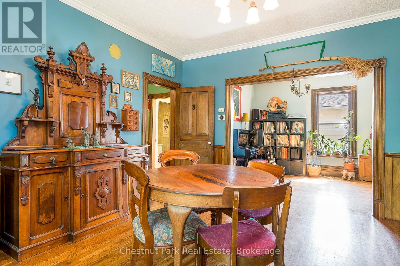 56 Napier Street E, Blue Mountains, Ontario  N0H 2P0 - Photo 3 - X12129990