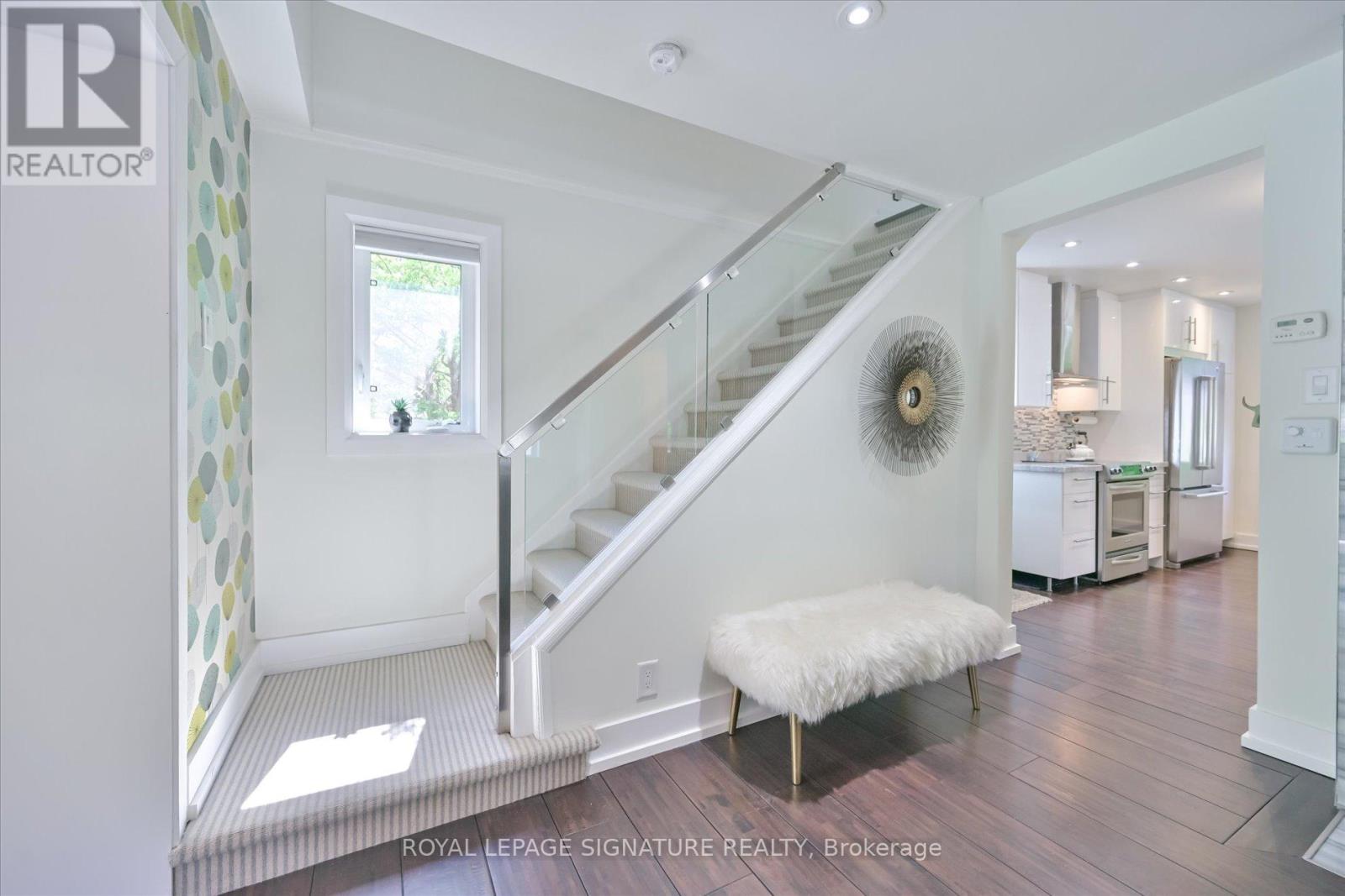 386 Allan Street, Oakville (Oo Old Oakville), Ontario  L6J 3P5 - Photo 22 - W12175097