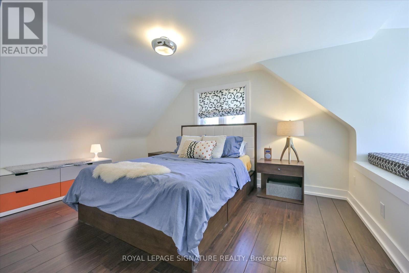 386 Allan Street, Oakville (Oo Old Oakville), Ontario  L6J 3P5 - Photo 24 - W12175097