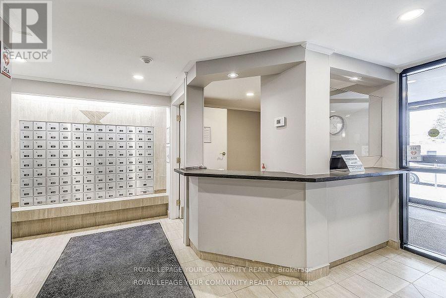 1004 - 95 La Rose Avenue, Toronto, Ontario  M9P 3T2 - Photo 6 - W12175109