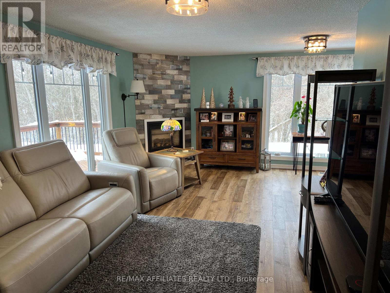 157 Perth Street, Rideau Lakes, Ontario  K0G 1E0 - Photo 12 - X12149890