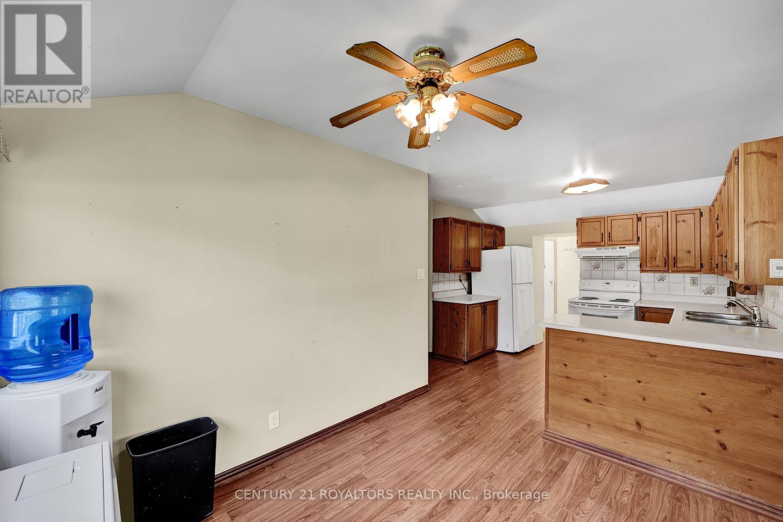 807 Joseph Street, Innisfil, Ontario  L9S 2G2 - Photo 14 - N12174437