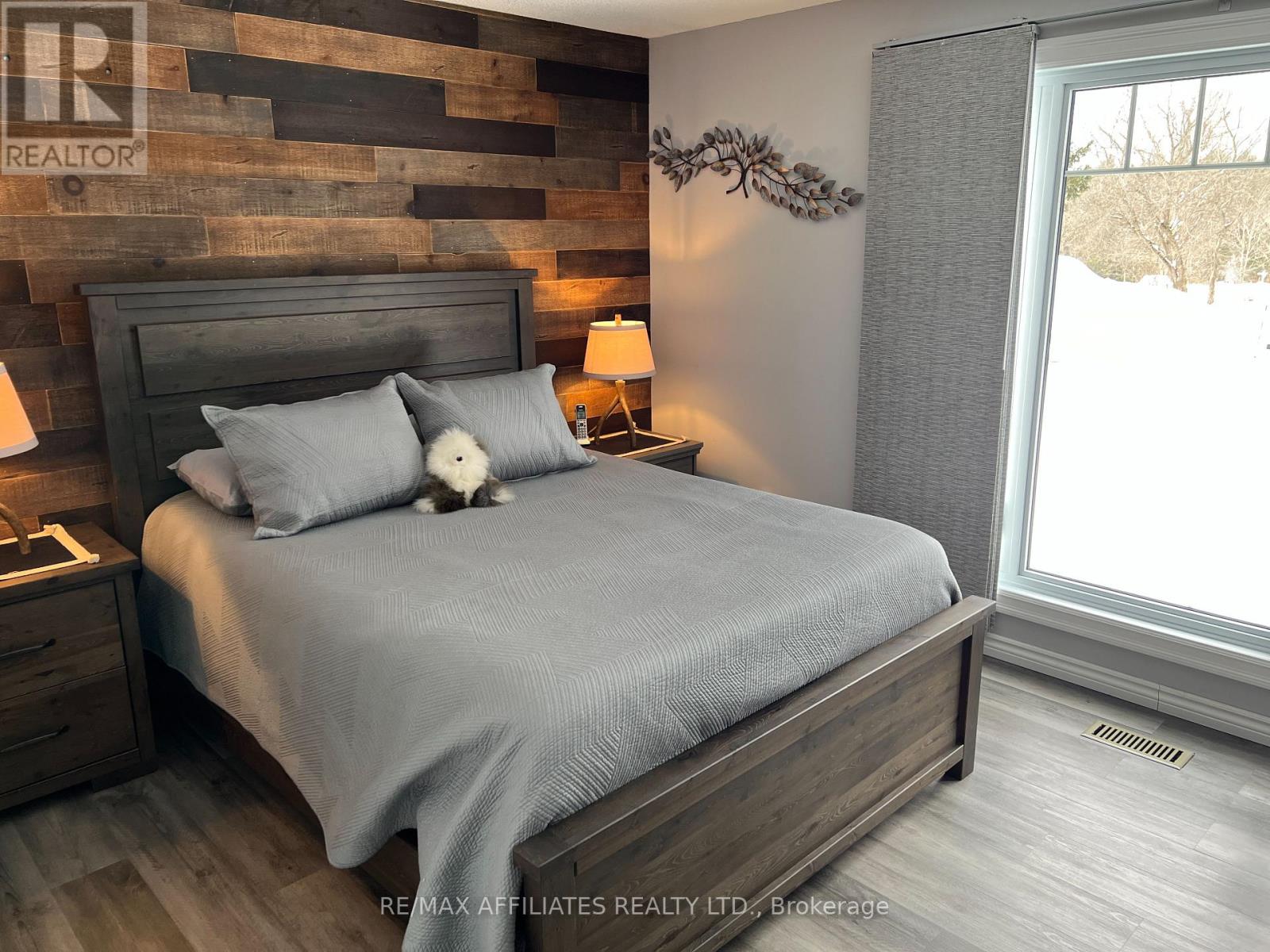157 Perth Street, Rideau Lakes, Ontario  K0G 1E0 - Photo 15 - X12149890