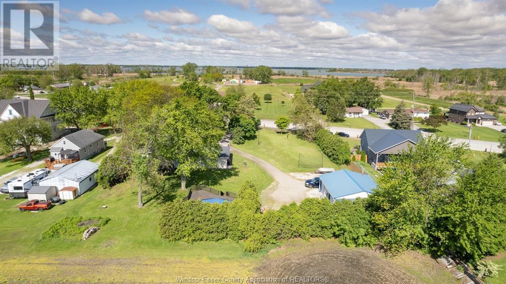 2311 Front Road North, Amherstburg, Ontario  N9V 3R3 - Photo 38 - 25013175