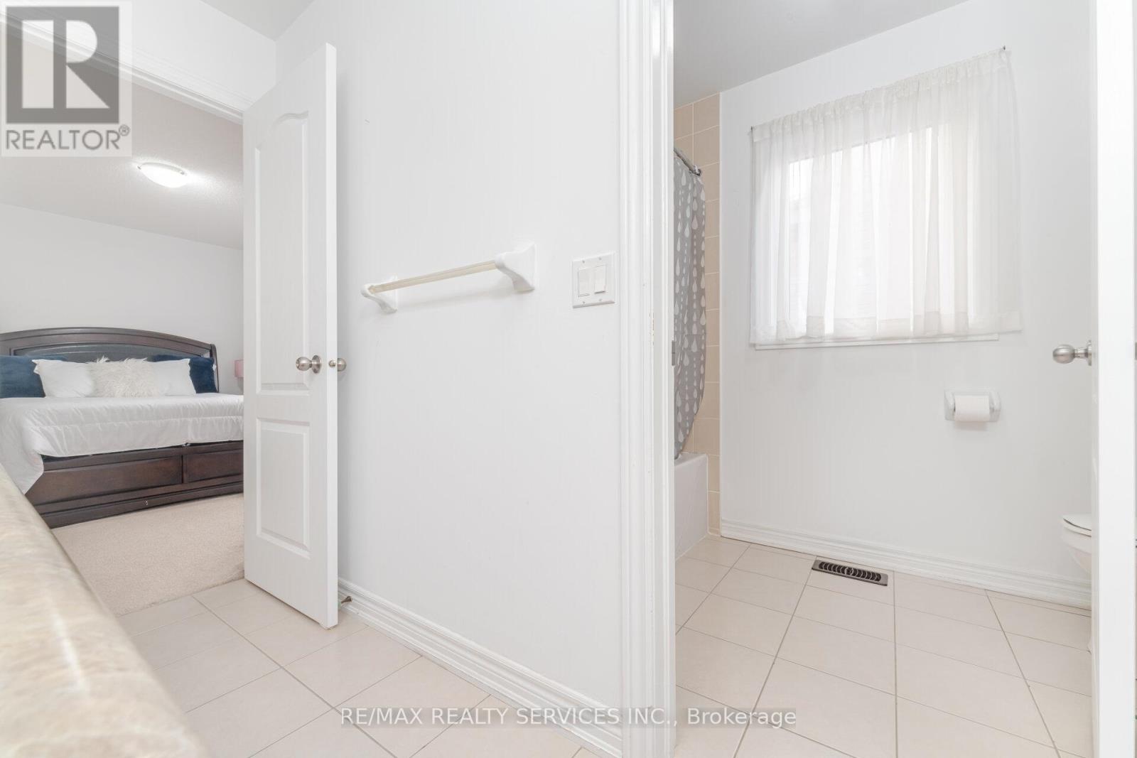 16 Rougebank Avenue, Caledon, Ontario  L7C 3V1 - Photo 46 - W12171066