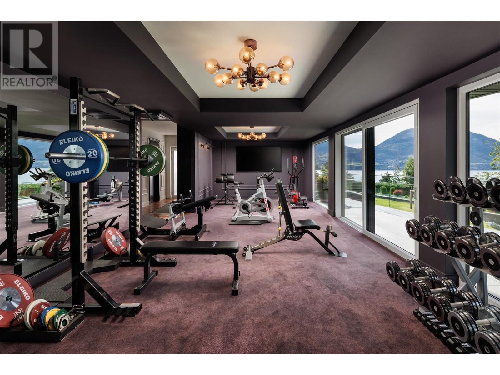 581 Vancouver Avenue, Penticton, BC V2A1A4