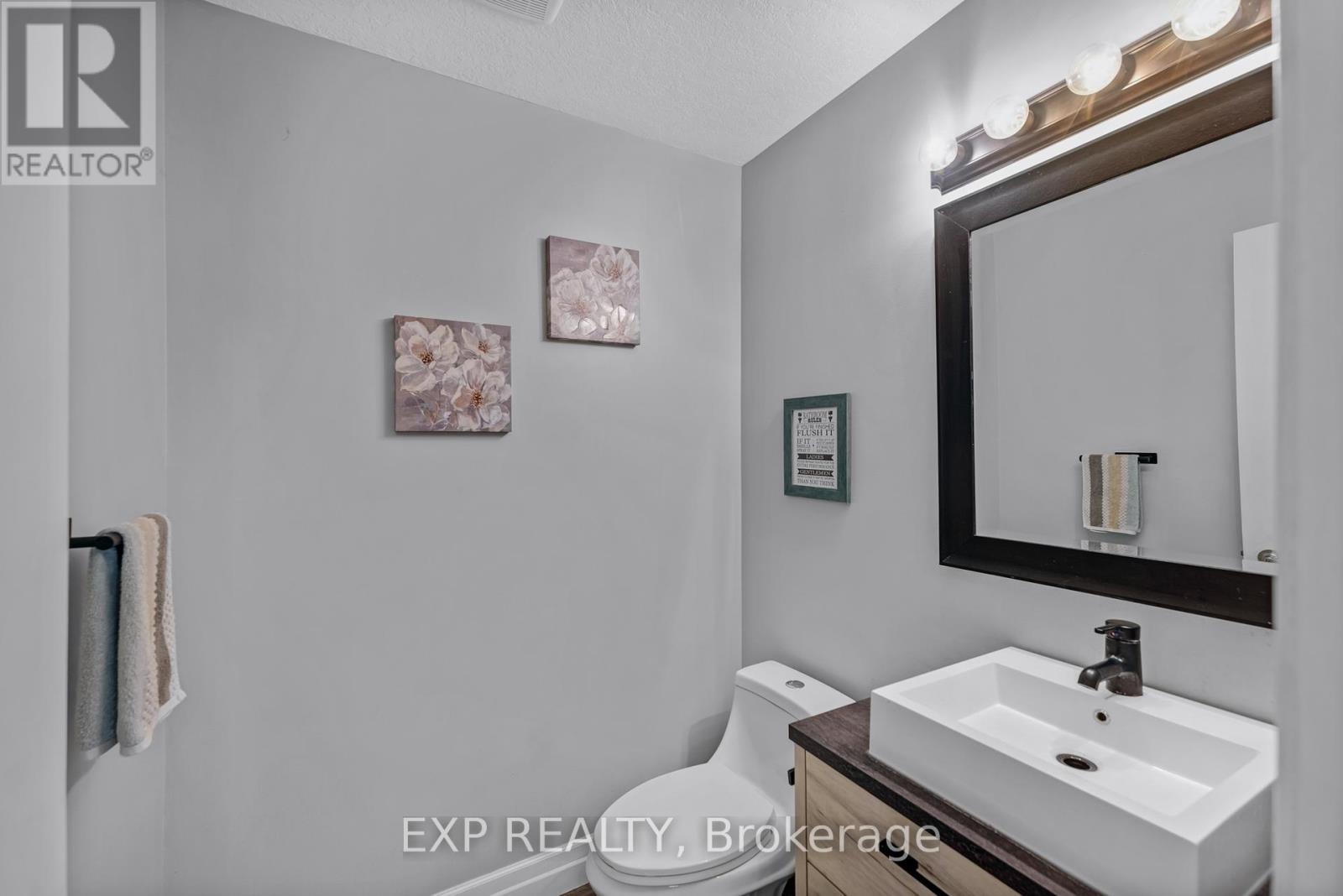 175 Hollyridge Crescent, Kitchener, Ontario  N2N 3N4 - Photo 21 - X12175139