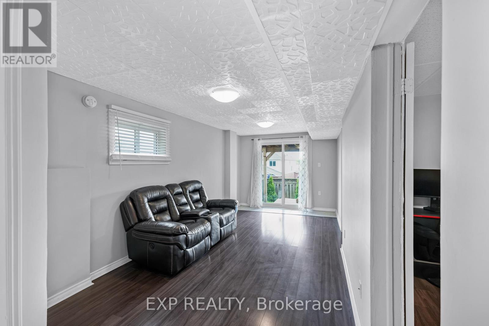 175 Hollyridge Crescent, Kitchener, Ontario  N2N 3N4 - Photo 35 - X12175139