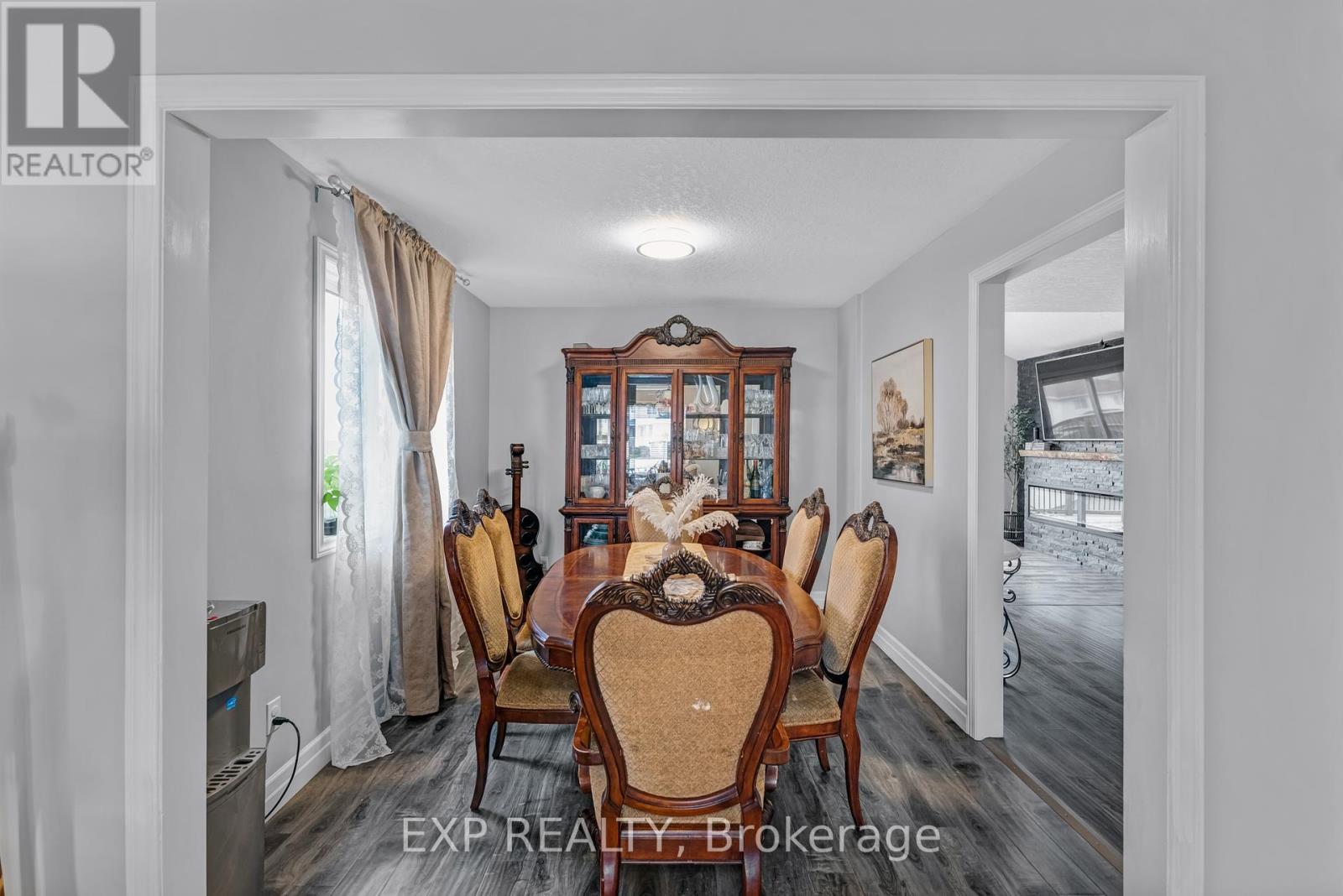 175 Hollyridge Crescent, Kitchener, Ontario  N2N 3N4 - Photo 8 - X12175139